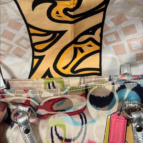 Coach Poppy Ikat Signature C Glam Multicolor Foldover Crossbody bag # 19873 - Picture 14 of 14